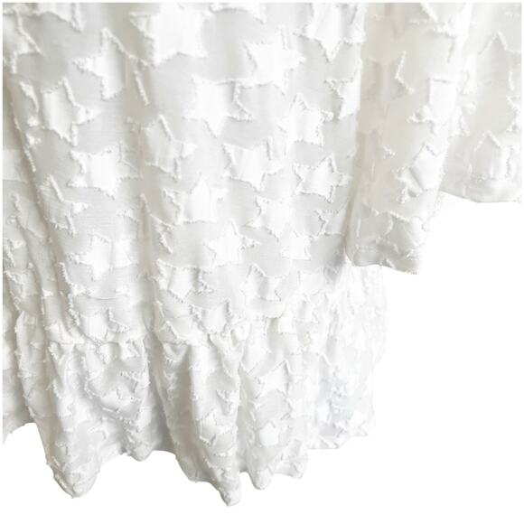 Lane Bryant Textured Peplum Stars Blouse Size 14/16 White V-Neck Button Playful - Picture 6 of 12